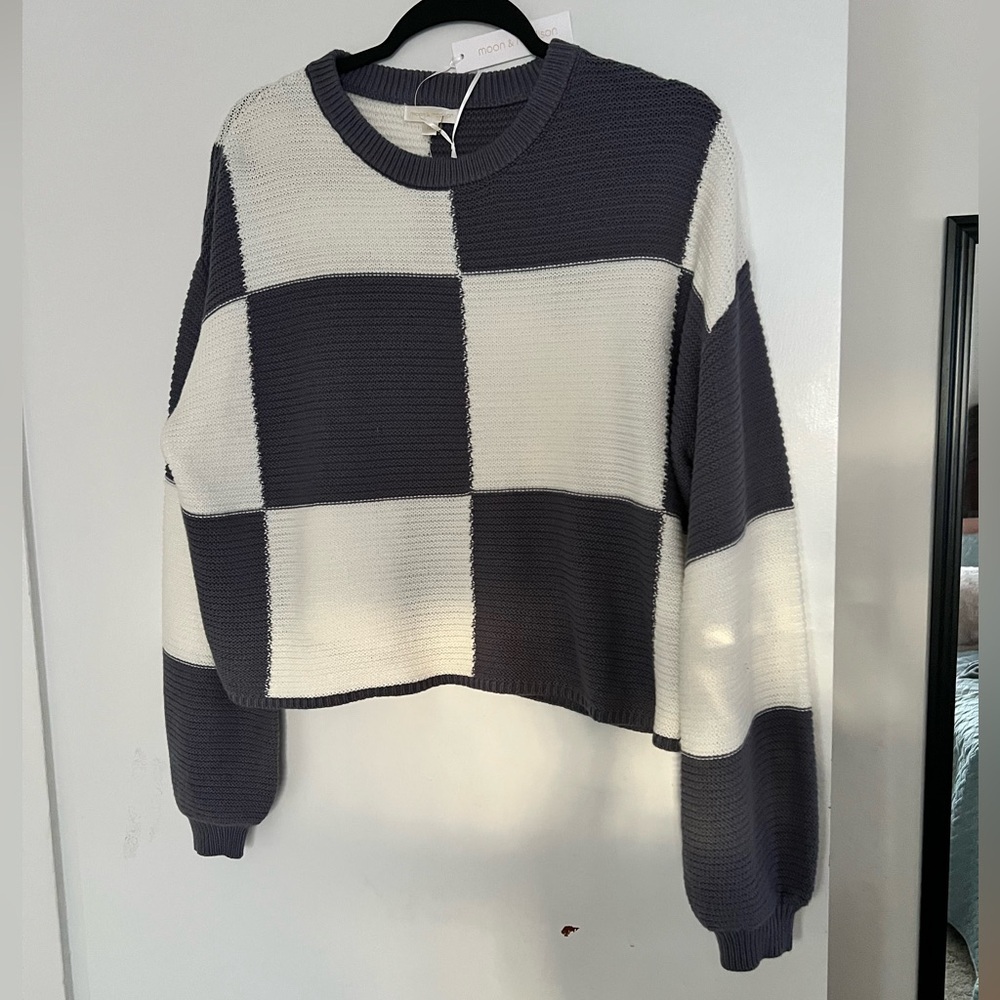 moon & madison Checkered Sweater - Black and White